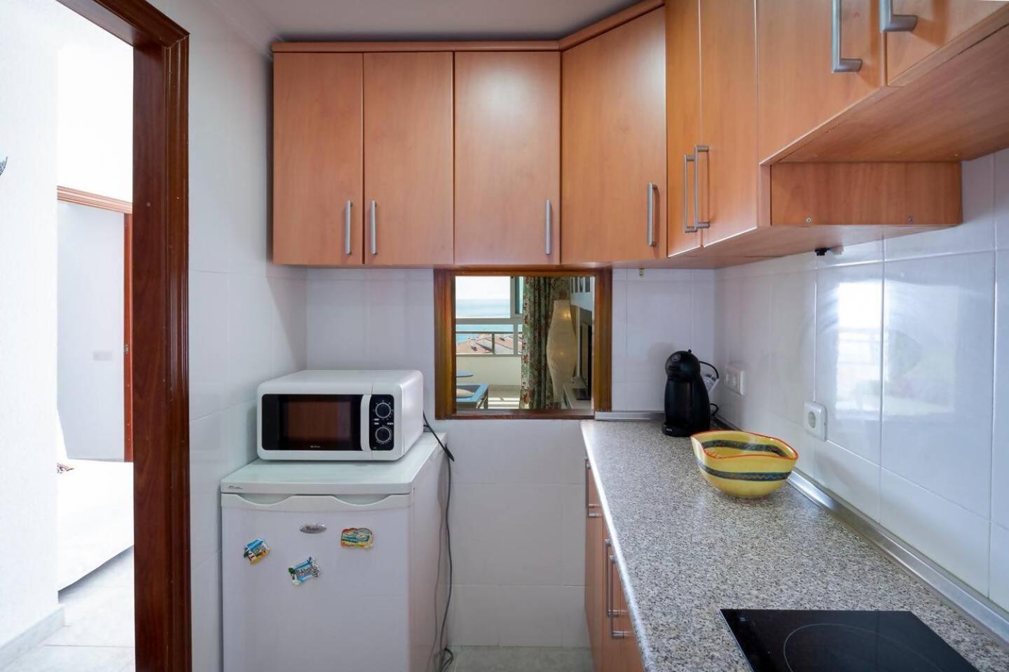 Stunning Apartment 50 Meters From The Sea بينالماذينا المظهر الخارجي الصورة