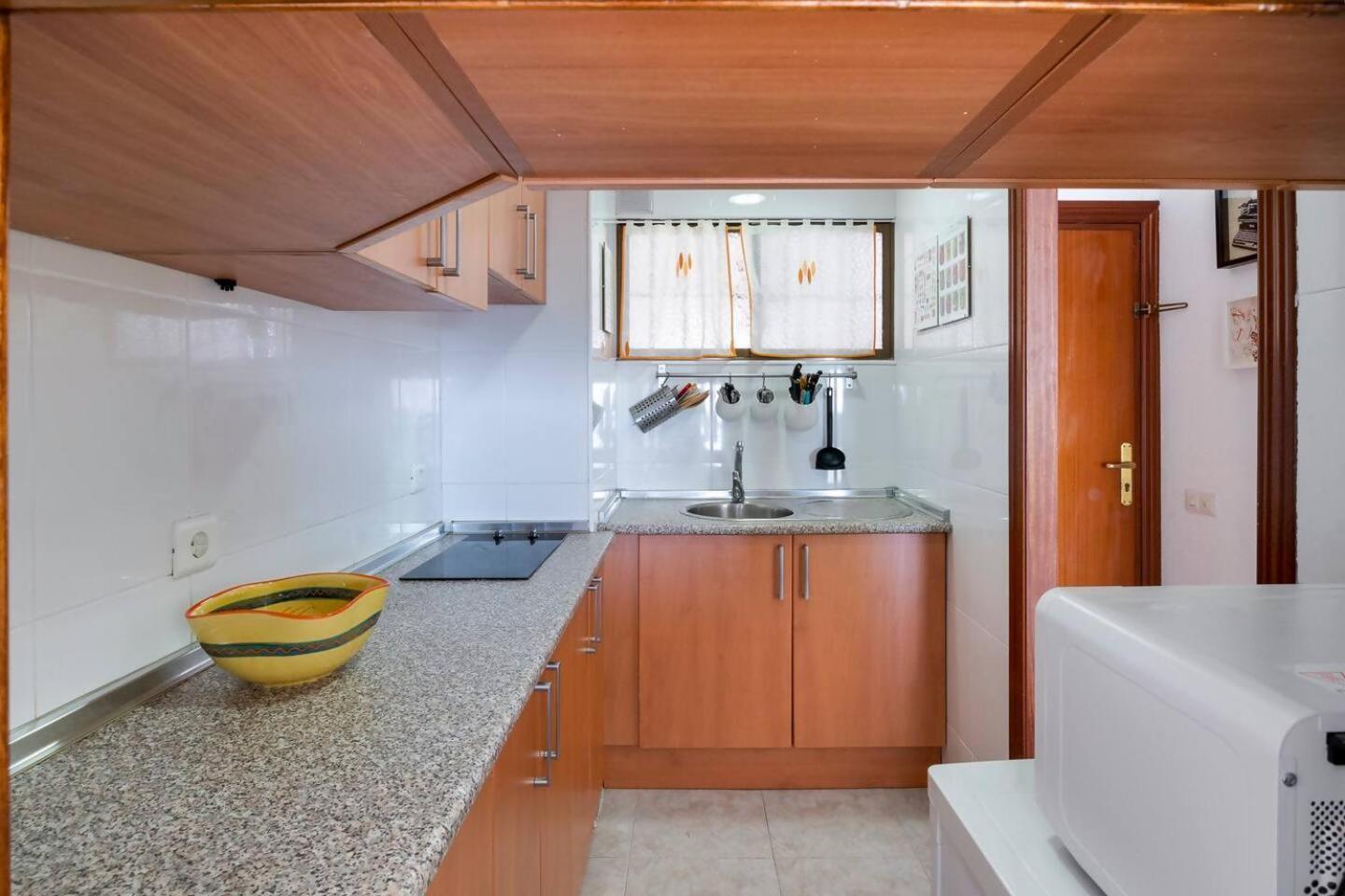 Stunning Apartment 50 Meters From The Sea بينالماذينا المظهر الخارجي الصورة
