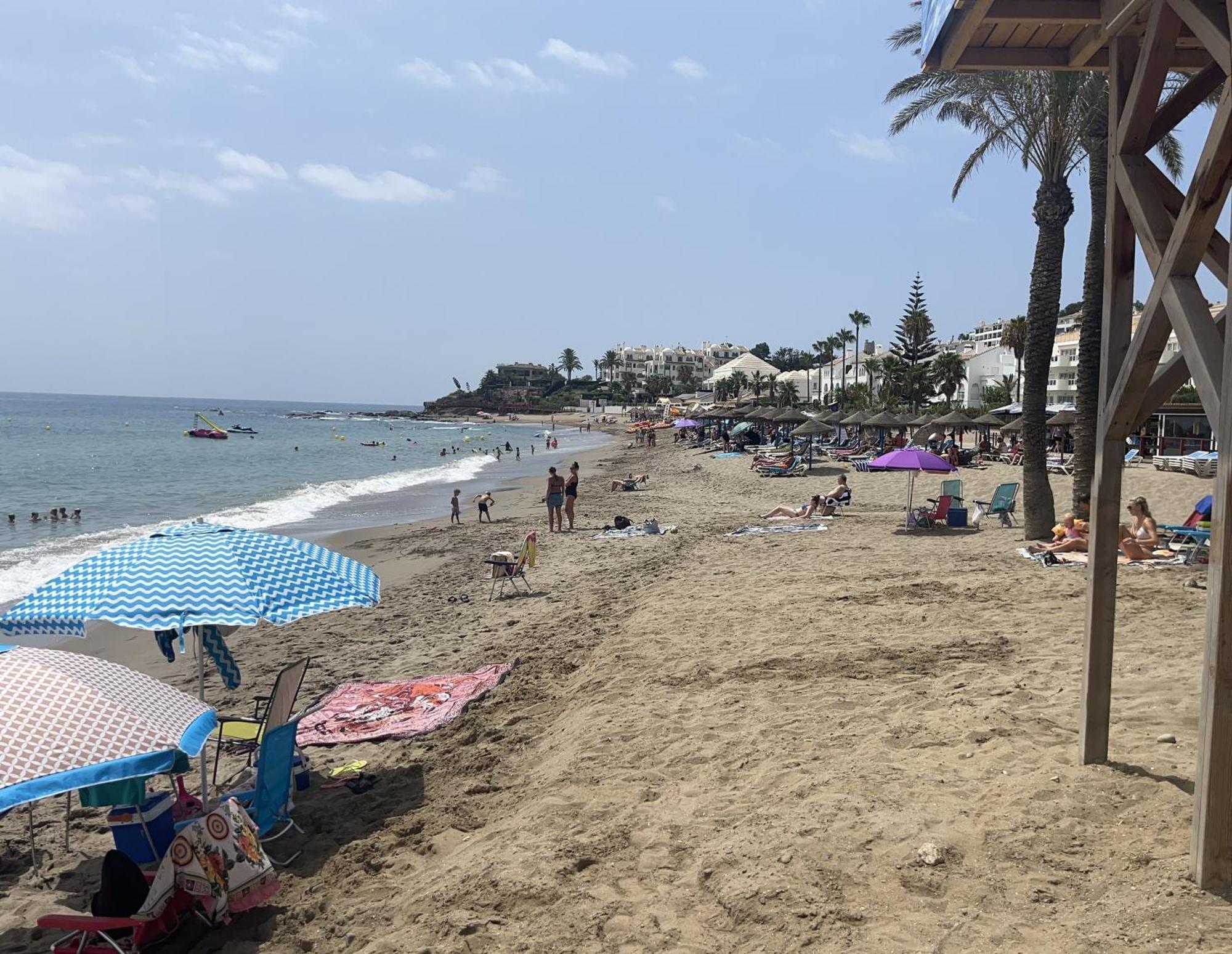 Stunning Apartment 50 Meters From The Sea بينالماذينا المظهر الخارجي الصورة