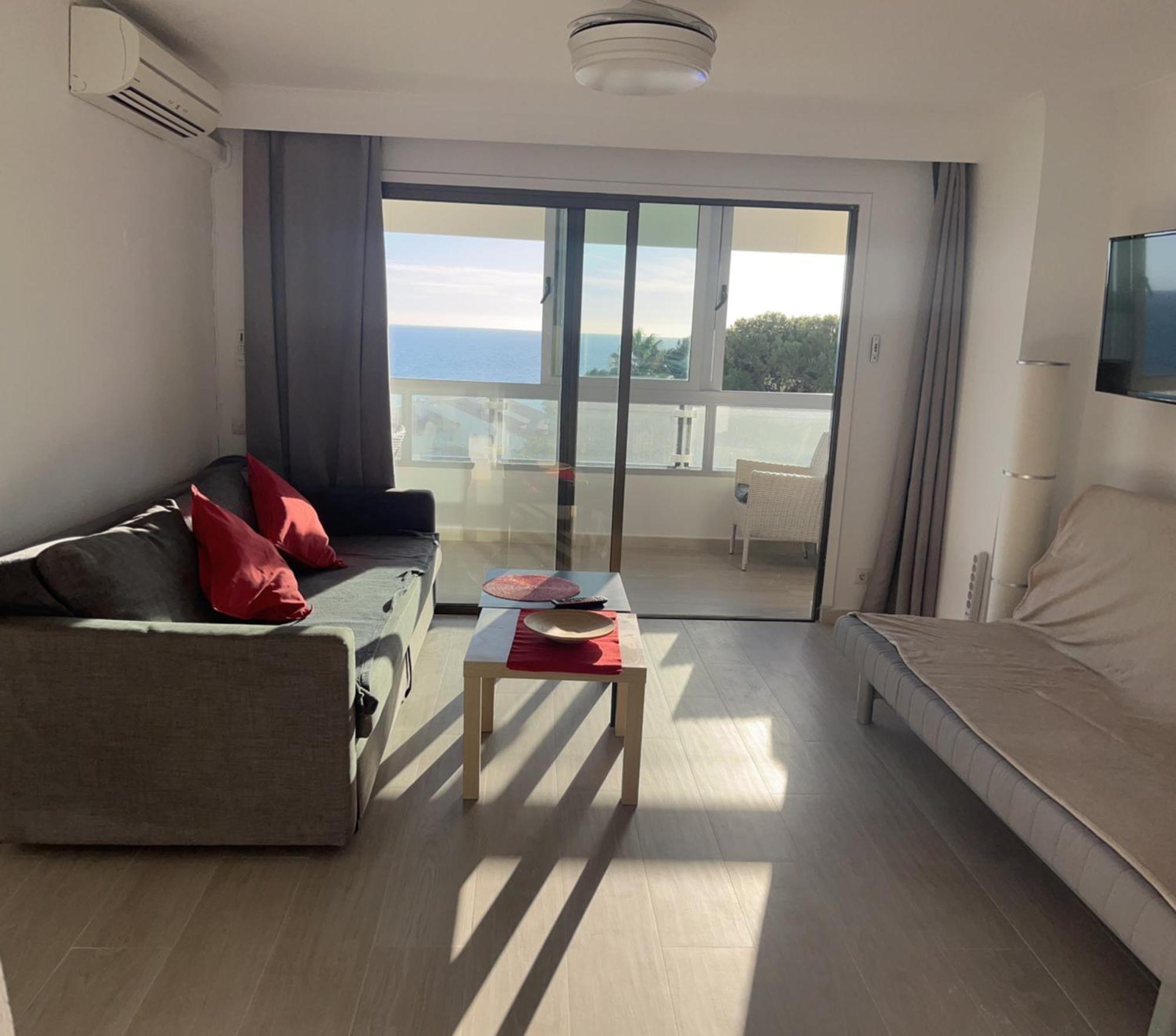 Stunning Apartment 50 Meters From The Sea بينالماذينا المظهر الخارجي الصورة